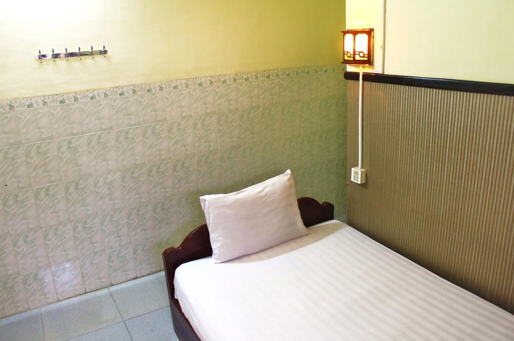 Tt Guesthouse Phnom Penh Zimmer foto